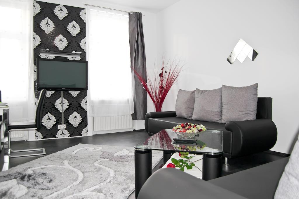 Royal Resort Apartments Westbahnhof Vídeň Pokoj fotografie
